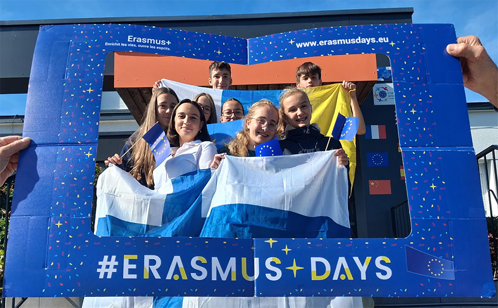 Groupe d'élèves en Erasmus days, collège Sacré-Coeur de Vannes